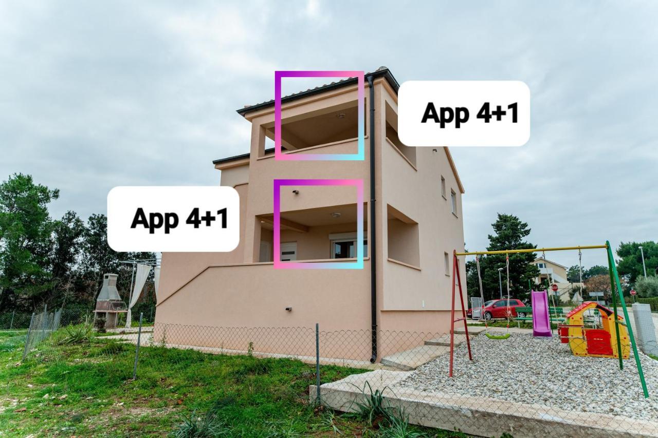 Aria Villa *